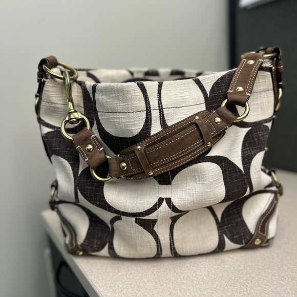 Coach large hobo bag 10795 Carly in brown & cream signature print - Picture 15 of 15